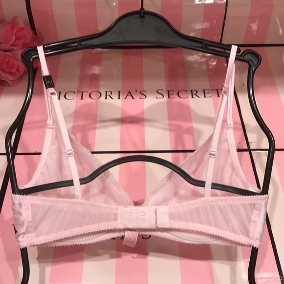 π₯ON SALEπ₯2/$33π₯ π Victoria Secret Unlined Plunge Bra - Picture 5 of 8